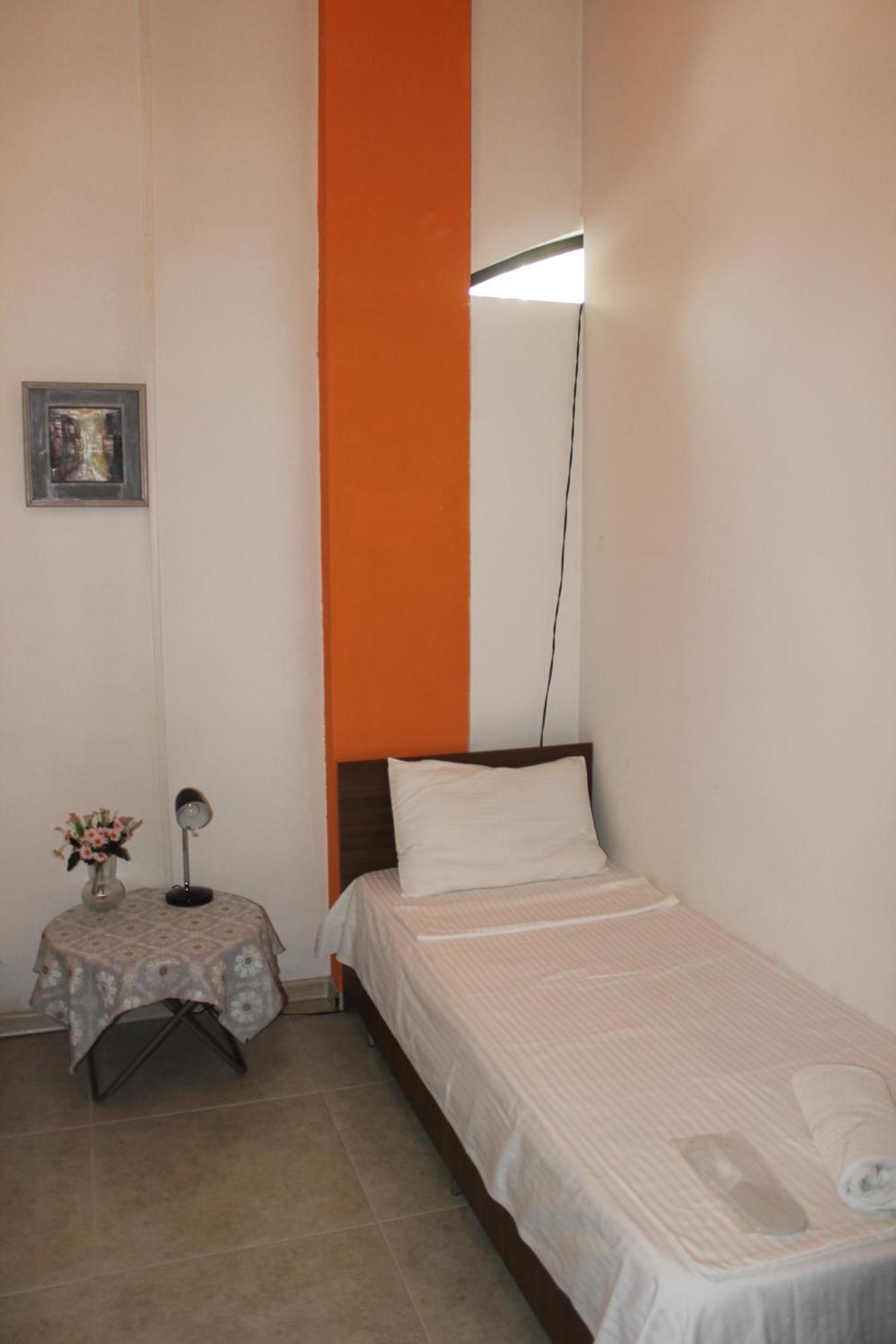 Hostel Near The Square Tbilissi Extérieur photo